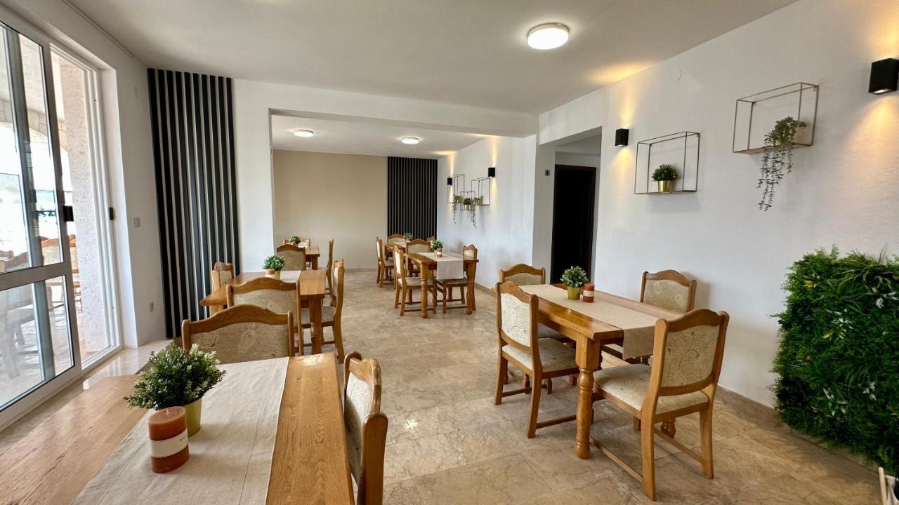 Buenavista House Trogir Hotel 3*