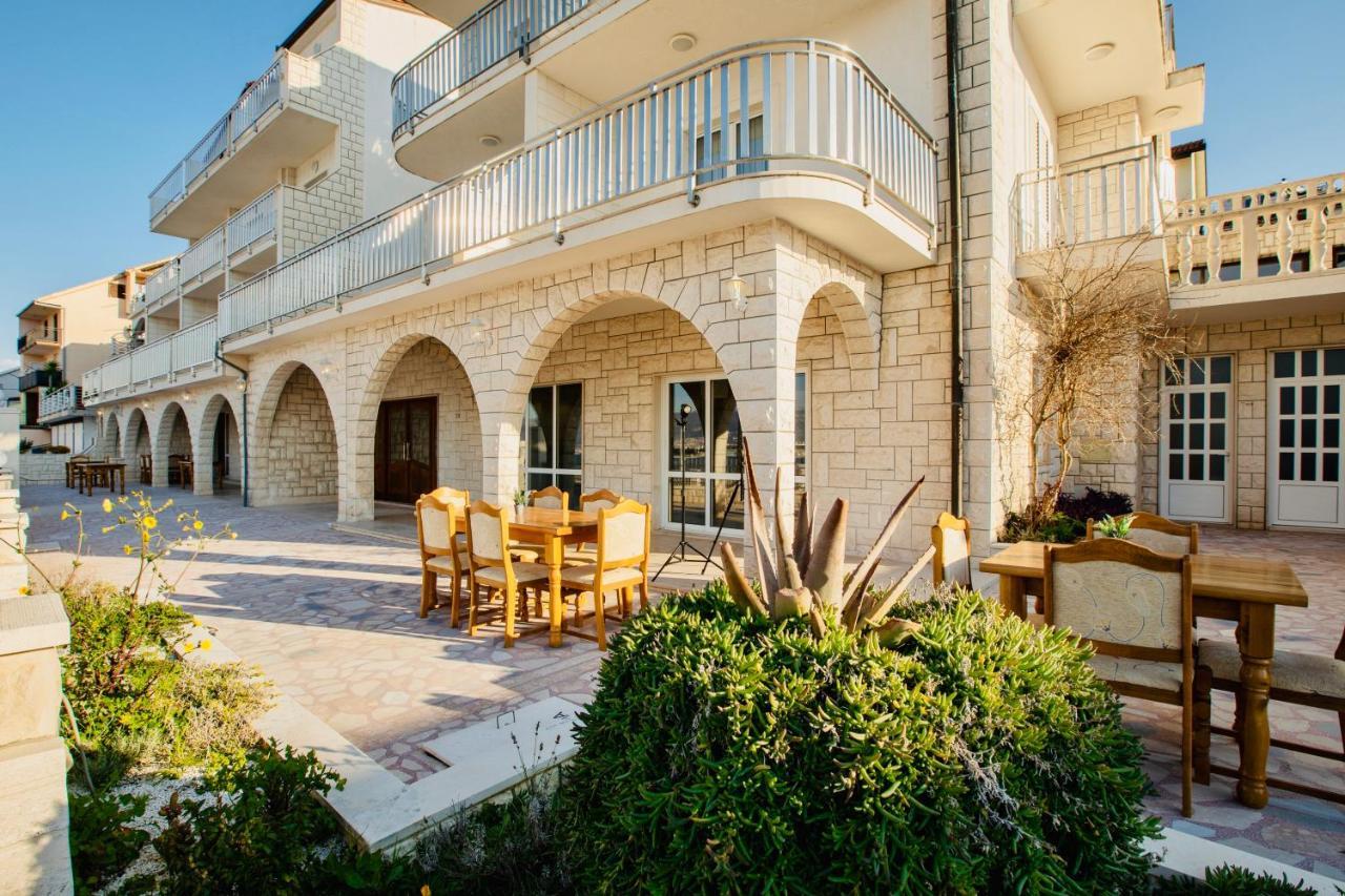 Buenavista House Trogir 3* Mastrinka