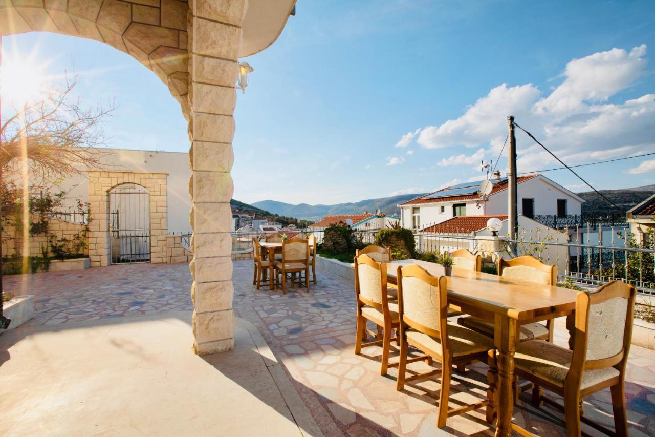 Buenavista House Trogir 3* Mastrinka